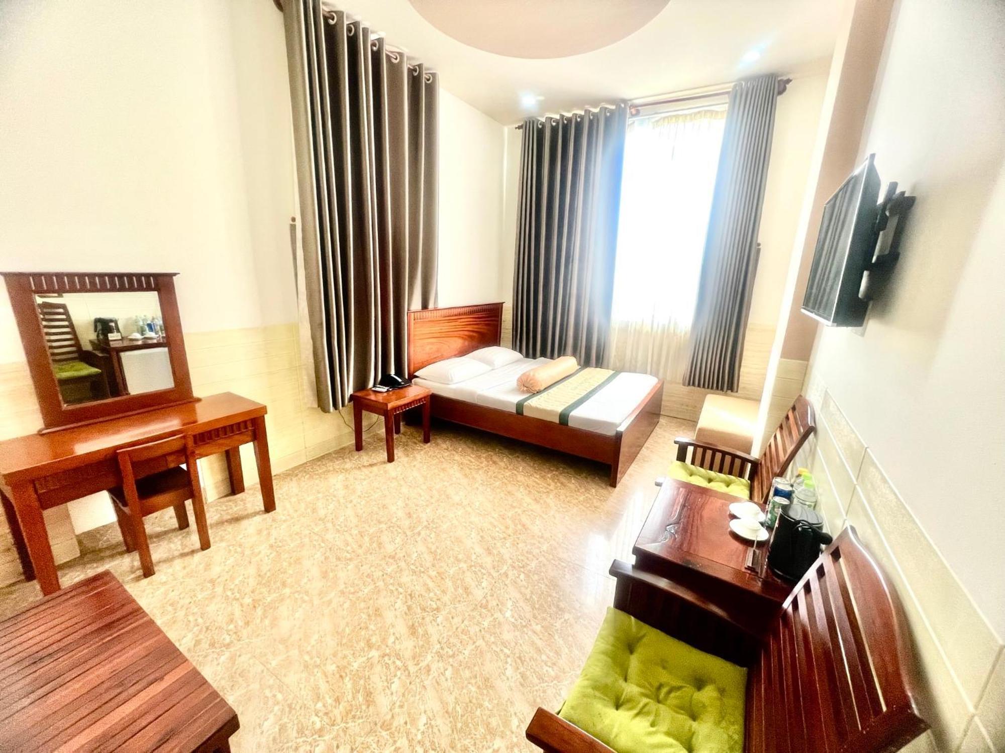 Xuan Huynh 3 Hotel Soc Trang Dış mekan fotoğraf