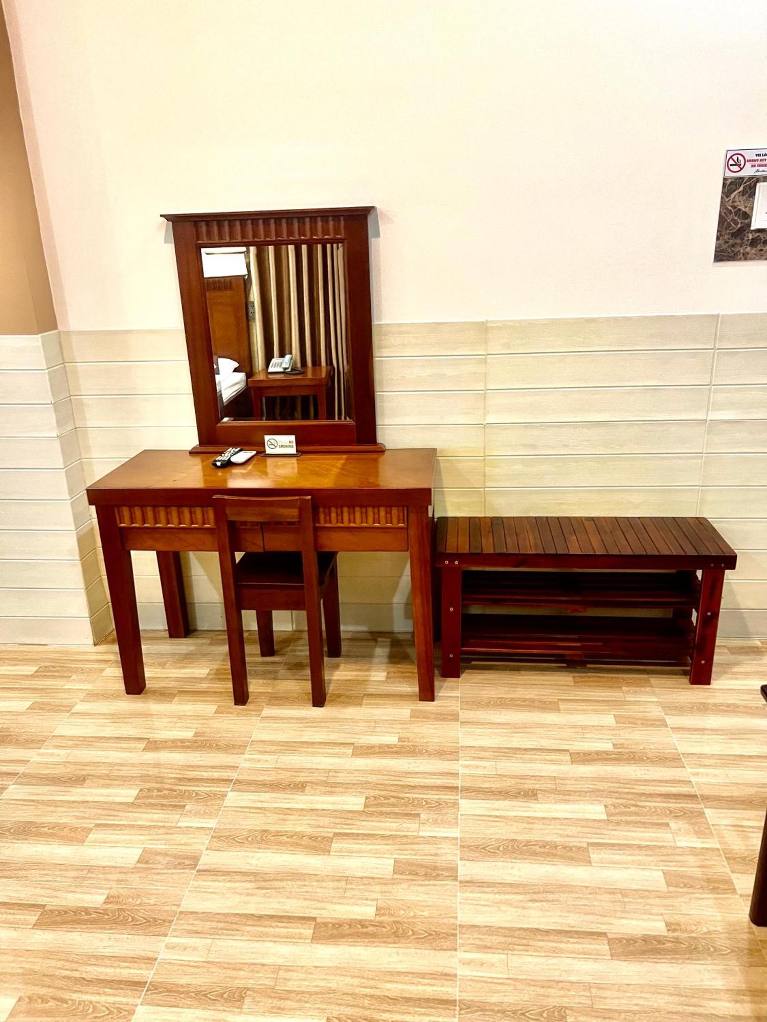 Xuan Huynh 3 Hotel Soc Trang Dış mekan fotoğraf