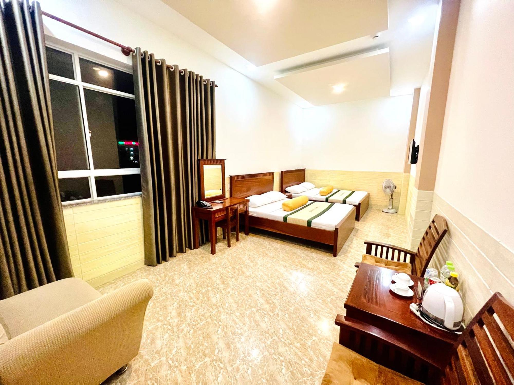 Xuan Huynh 3 Hotel Soc Trang Dış mekan fotoğraf