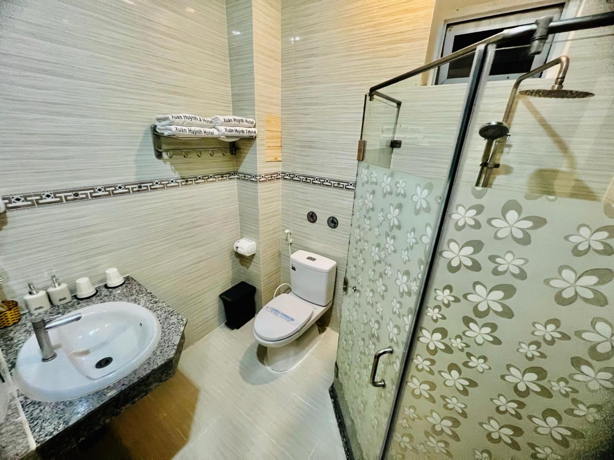 Xuan Huynh 3 Hotel Soc Trang Dış mekan fotoğraf